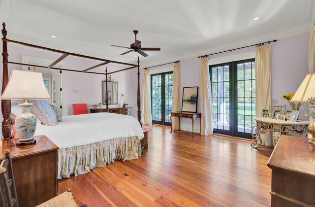 290 Delahow Street, Charleston, SC 29492