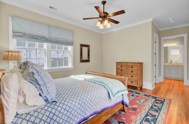 290 Delahow Street, Charleston, SC 29492