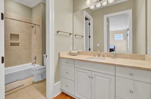 290 Delahow Street, Charleston, SC 29492