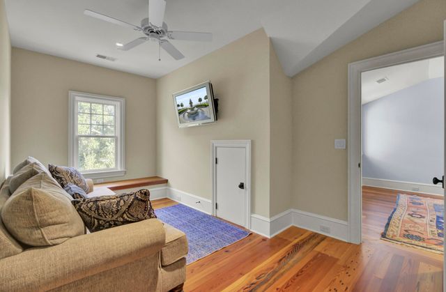 290 Delahow Street, Charleston, SC 29492