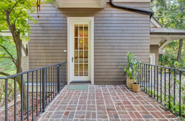 290 Delahow Street, Charleston, SC 29492