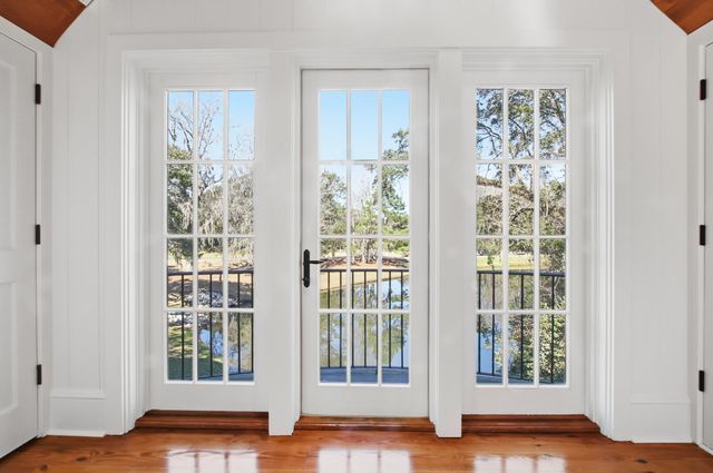 290 Delahow Street, Charleston, SC 29492