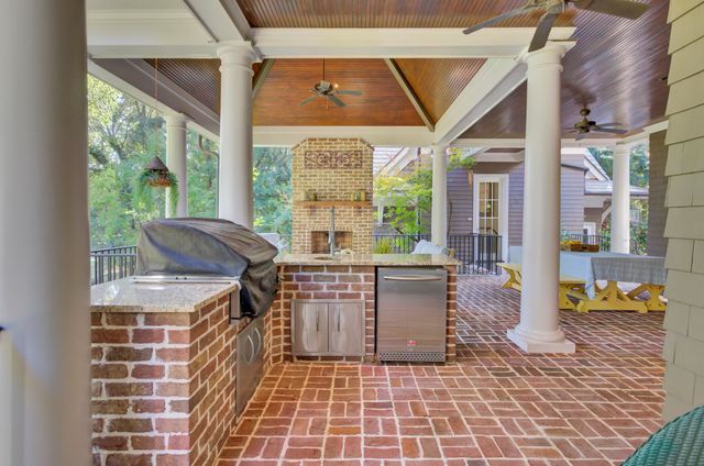 290 Delahow Street, Charleston, SC 29492