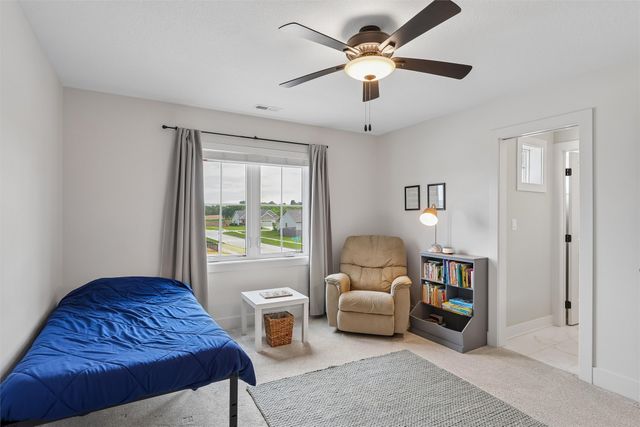 11095 Brookdale Drive, West Des Moines, IA 50266
