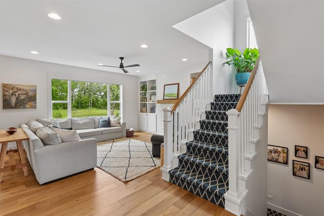 11095 Brookdale Drive, West Des Moines, IA 50266