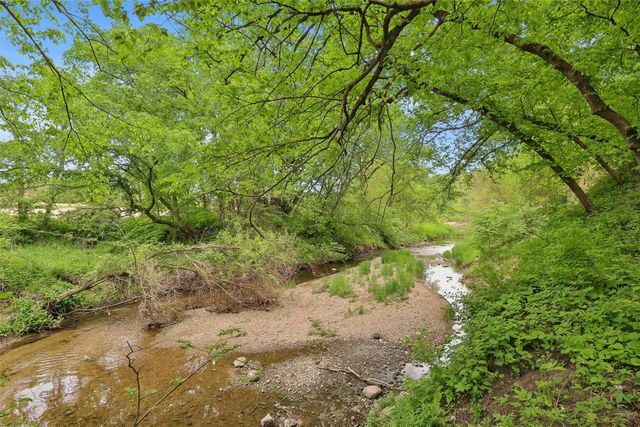 11095 Brookdale Drive, West Des Moines, IA 50266