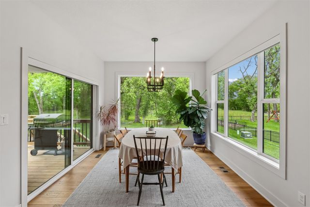 11095 Brookdale Drive, West Des Moines, IA 50266