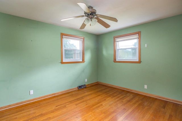 509 MARGARET STREET, Combined Locks, WI 54113
