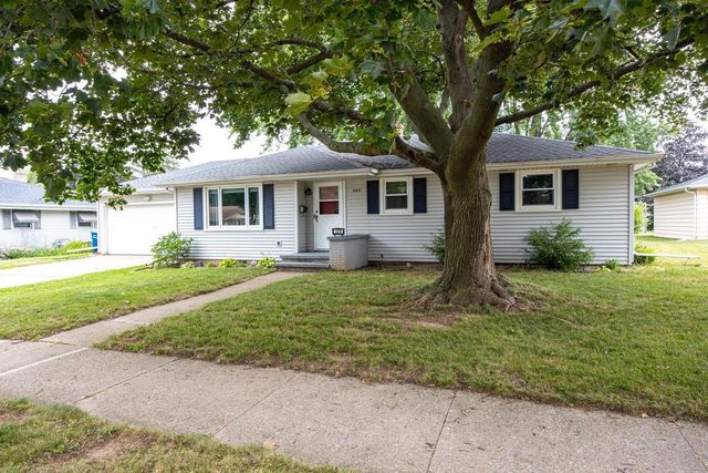 509 MARGARET STREET, Combined Locks, WI 54113