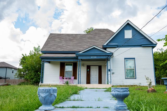 3913 Lee Street, Greenville, TX 75401