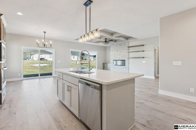 20952 Jaynes Street, Elkhorn, NE 68022