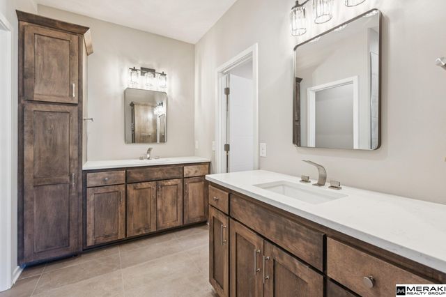 20952 Jaynes Street, Elkhorn, NE 68022