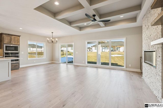 20952 Jaynes Street, Elkhorn, NE 68022