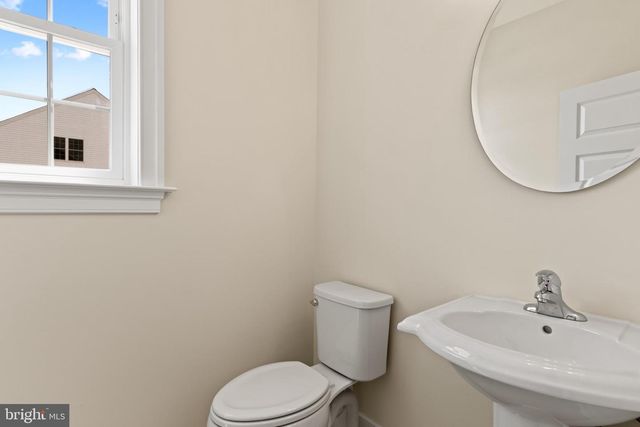 11011110 TRINITY DR, Oxford, PA 19363