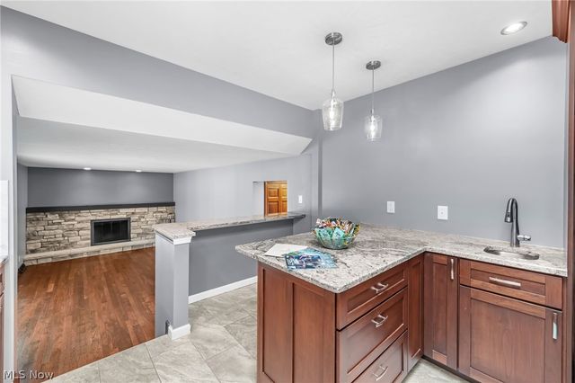 30945 Lake Road, Bay Village, OH 44140