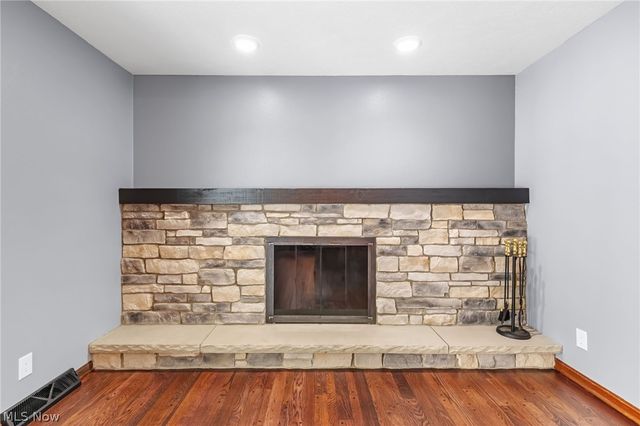 30945 Lake Road, Bay Village, OH 44140