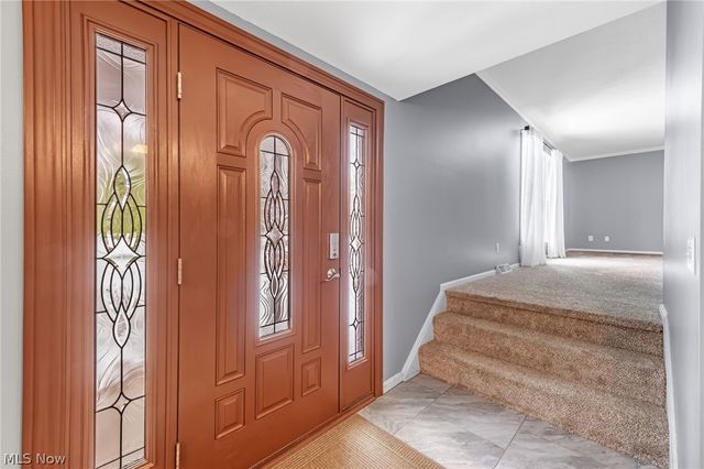 30945 Lake Road, Bay Village, OH 44140