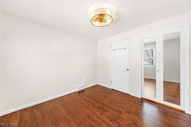 30945 Lake Road, Bay Village, OH 44140