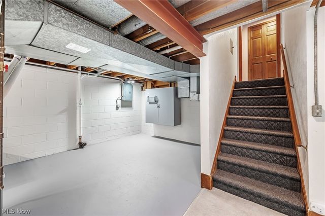 30945 Lake Road, Bay Village, OH 44140