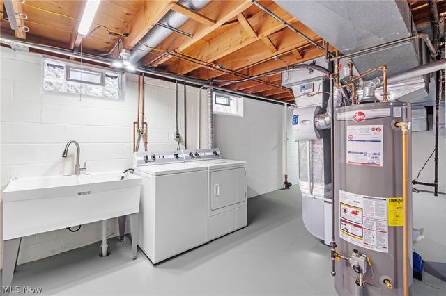 30945 Lake Road, Bay Village, OH 44140