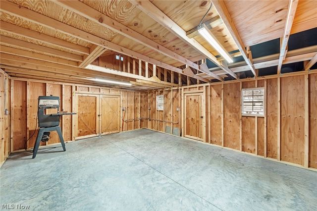 30945 Lake Road, Bay Village, OH 44140