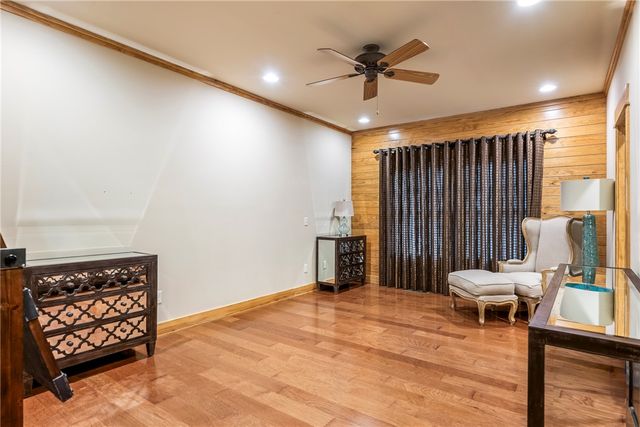 1850 N September Stroll Lane, Fayetteville, AR 72704