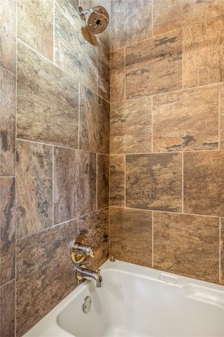 1850 N September Stroll Lane, Fayetteville, AR 72704