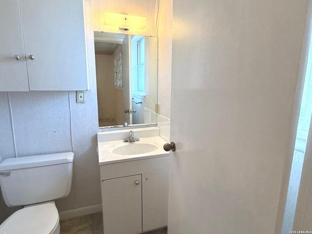 201 Avenue D, Converse, TX 78109