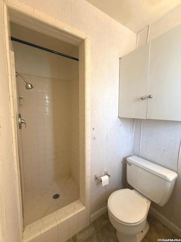 201 Avenue D, Converse, TX 78109