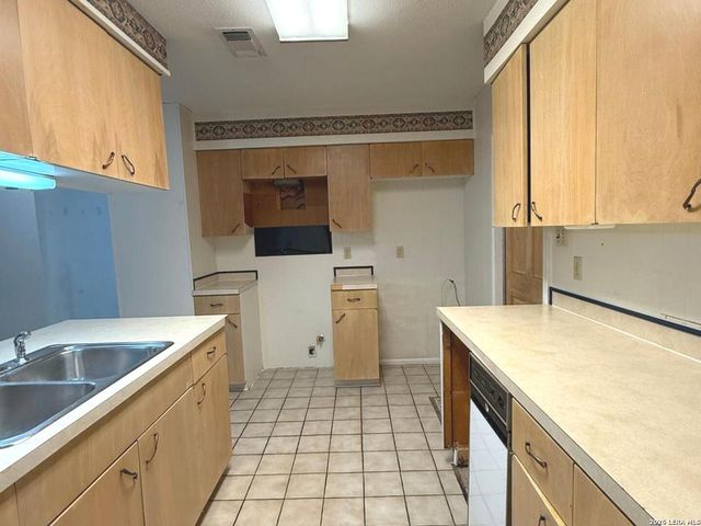 201 Avenue D, Converse, TX 78109