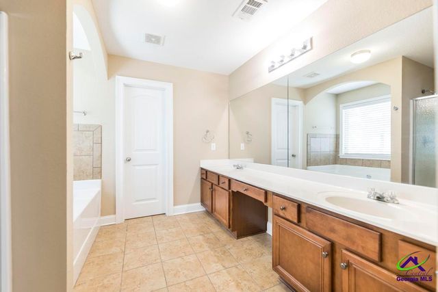 175 Arbor Creek, Warner Robins, GA 31093