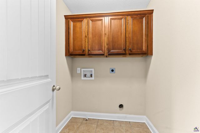 175 Arbor Creek, Warner Robins, GA 31093