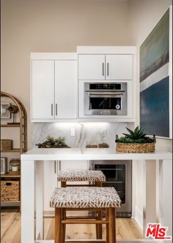 20400 W Marlow Lane, Porter Ranch (los Angeles), CA 91326