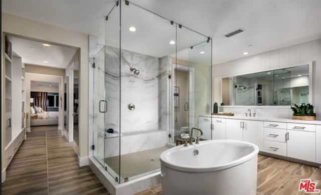 20400 W Marlow Lane, Porter Ranch (los Angeles), CA 91326