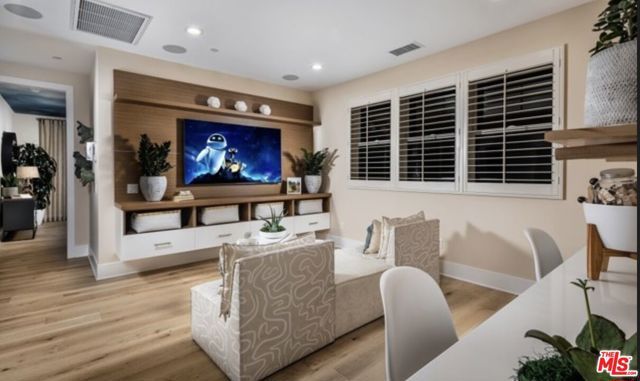 20400 W Marlow Lane, Porter Ranch (los Angeles), CA 91326