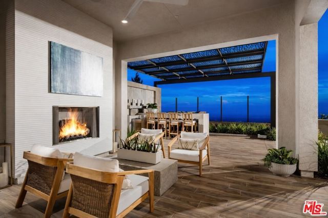 20400 W Marlow Lane, Porter Ranch (los Angeles), CA 91326