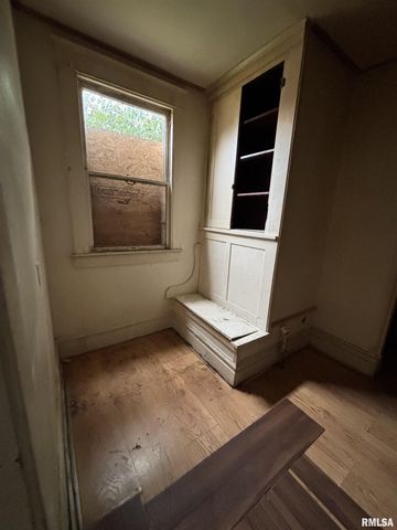 1504 N LINN Street, Peoria, IL 61604