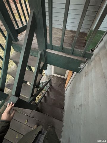 1504 N LINN Street, Peoria, IL 61604