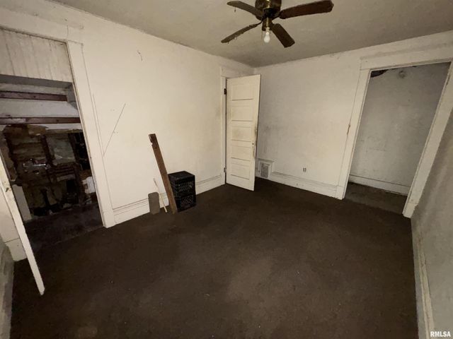 1504 N LINN Street, Peoria, IL 61604