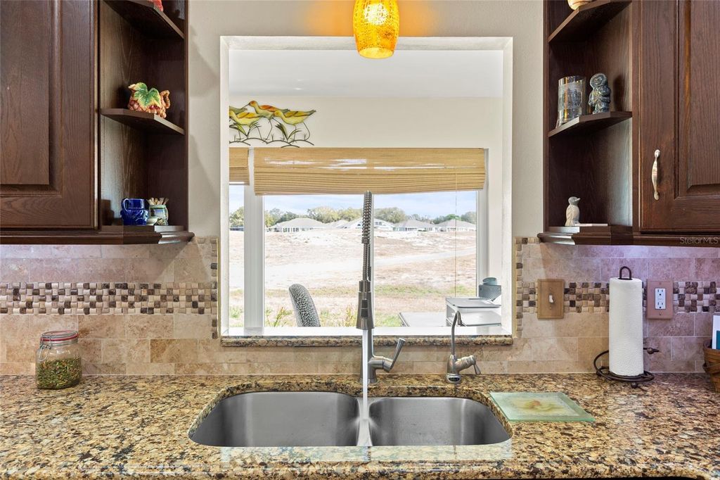 Image 11 of property listing at 2305 LANCASTER DRIVE, Sun City Center, FL 33573