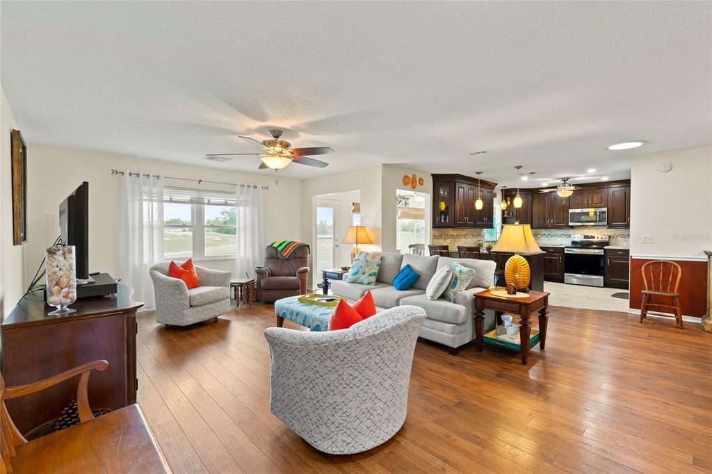 Image 5 of property listing at 2305 LANCASTER DRIVE, Sun City Center, FL 33573