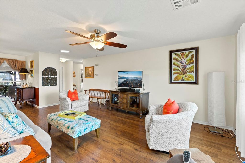 Image 7 of property listing at 2305 LANCASTER DRIVE, Sun City Center, FL 33573