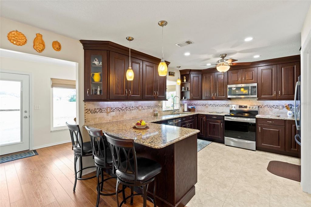 Image 8 of property listing at 2305 LANCASTER DRIVE, Sun City Center, FL 33573