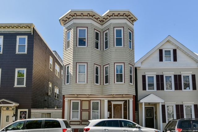 539 E 7th St 3, Boston, MA 02127