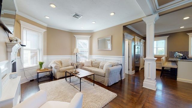 539 E 7th St 3, Boston, MA 02127
