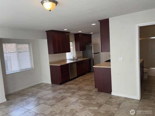 541 NE Alder Street, Issaquah, WA 98027