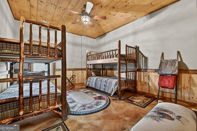 467 Deer Crest Road, Blue Ridge, GA 30513