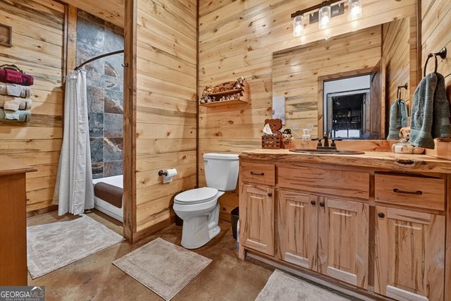 467 Deer Crest Road, Blue Ridge, GA 30513