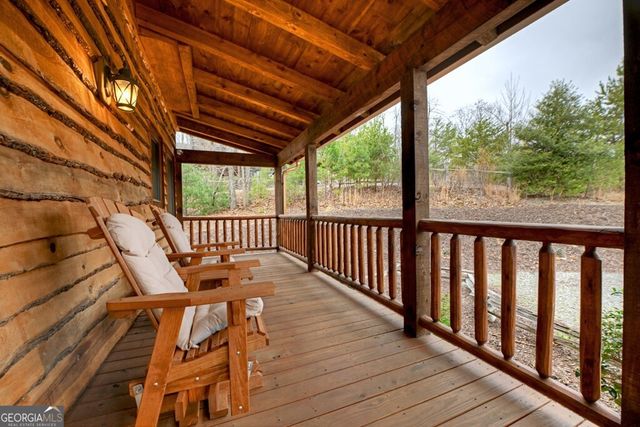 467 Deer Crest Road, Blue Ridge, GA 30513