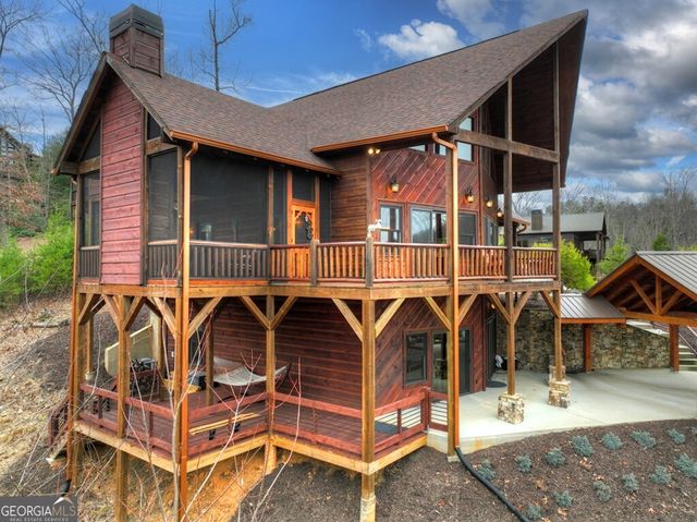 467 Deer Crest Road, Blue Ridge, GA 30513